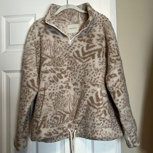 American Eagle Sherpa Pullover - Medium